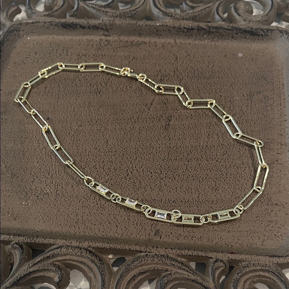 Elegant Gold and Silver Women's Necklace